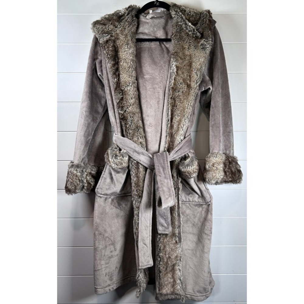 Pottery Barn Hooded Faux Fur Trim Plush‎ Robe Spa Bath Lounge Small